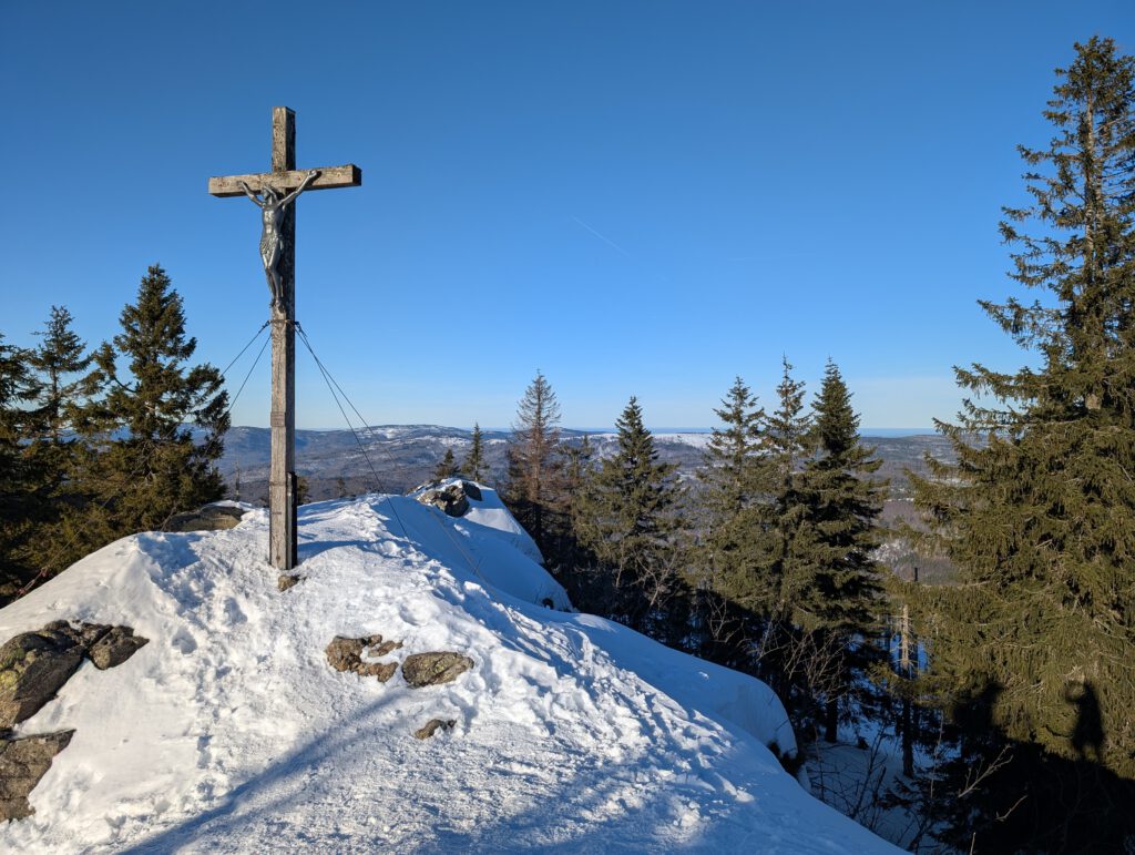 Gipfelkreuz auf dem Großen Rachel.
