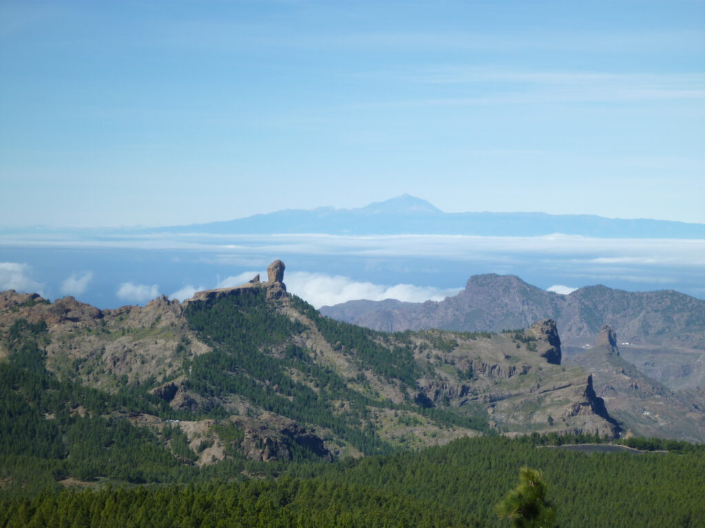 Blick vom Pico de las Nieves zum Teide auf Teneriffa.